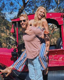 Kelli Goss feet photo 11