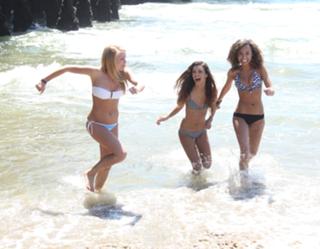 Kelli Goss feet photo 16