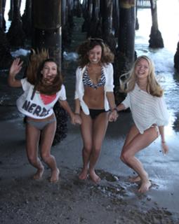 Kelli Goss feet photo 7