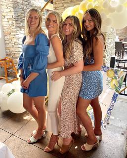 Kelli Goss feet photo 7