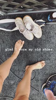 Kelli Tennant feet photo 17