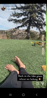 Kelli Tennant feet photo 15