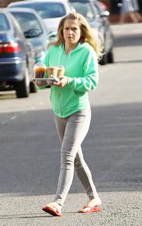 Kellie Bright feet photo 17