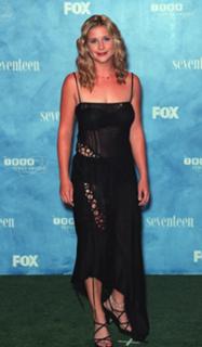 Kellie Martin feet photo 10