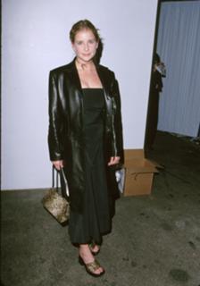 Kellie Martin feet photo 8