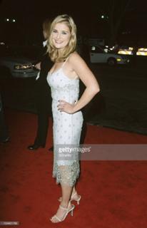 Kellie Martin feet photo 9