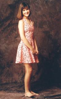 Kellie Martin feet photo 3