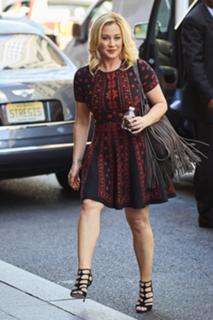 Kellie Pickler feet photo thumbnail
