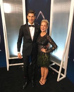 Kellie Pickler feet photo thumbnail