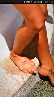 Kellie Pickler feet photo thumbnail