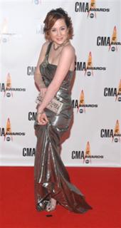 Kellie Pickler feet photo thumbnail