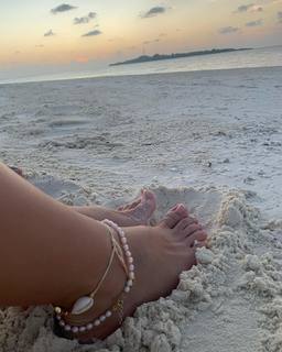 Kelly Bailey feet photo 17