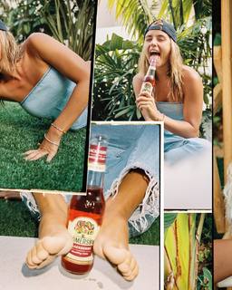 Kelly Bailey feet photo 16