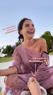 Kelly Bailey feet photo 2
