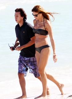 Kelly Bensimon feet photo thumbnail