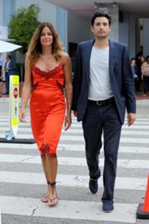 Kelly Bensimon feet photo thumbnail