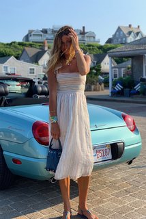 Kelly Bensimon feet photo thumbnail