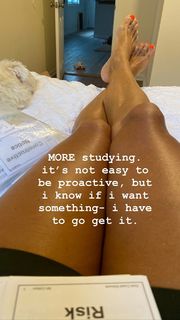 Kelly Bensimon feet photo thumbnail