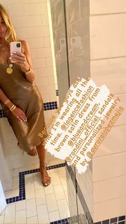 Kelly Bensimon feet photo thumbnail
