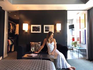 Kelly Bensimon feet photo thumbnail