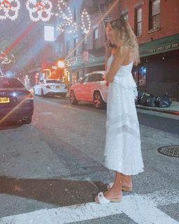 Kelly Bensimon feet photo thumbnail