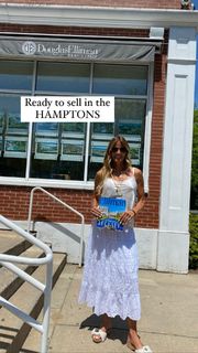 Kelly Bensimon feet photo thumbnail