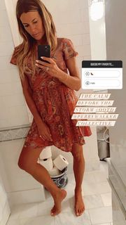 Kelly Bensimon feet photo thumbnail