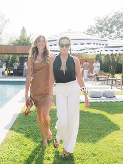 Kelly Bensimon feet photo thumbnail