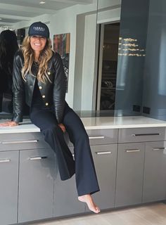 Kelly Bensimon feet photo thumbnail