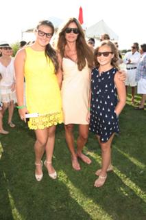 Kelly Bensimon feet photo thumbnail