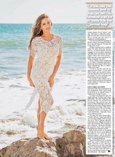 Kelly Brook feet photo thumbnail