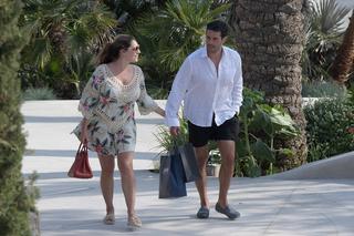 Kelly Brook feet photo thumbnail