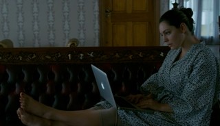 Kelly Brook feet photo thumbnail
