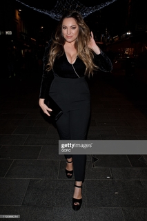 Kelly Brook feet photo thumbnail