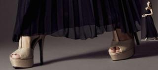 Kelly Brook feet photo thumbnail