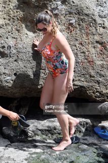 Kelly Brook feet photo 7