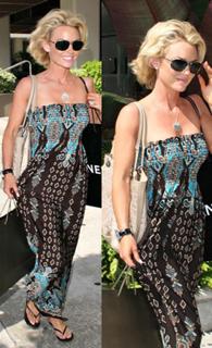 Kelly Carlson feet photo thumbnail