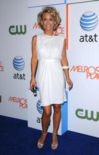 Kelly Carlson feet photo thumbnail