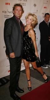 Kelly Carlson feet photo thumbnail