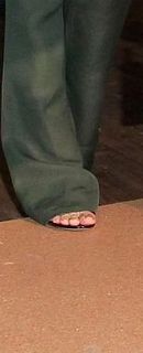 Kelly Chen feet photo 6