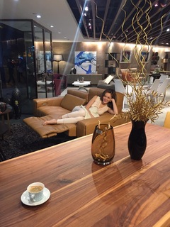 Kelly Cheung feet photo 3