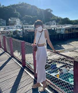 Kelly Cheung feet photo 14