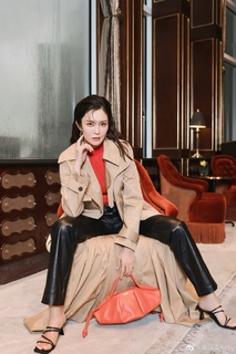 Kelly Cheung feet photo 18