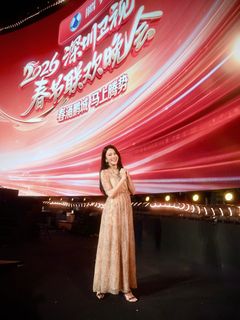 Kelly Cheung feet photo 20