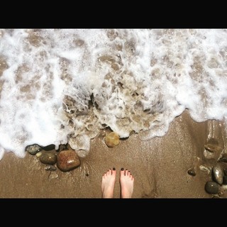 Kelly Frye feet photo 6