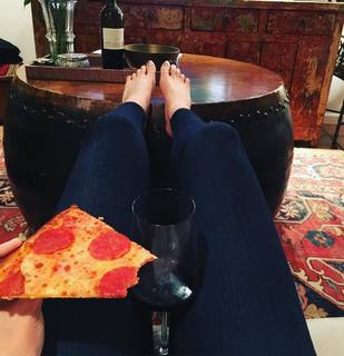 Kelly Frye feet photo 14
