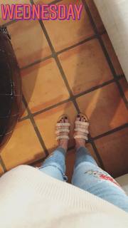 Kelly Frye feet photo 7