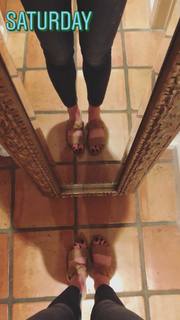 Kelly Frye feet photo 17