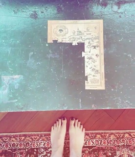 Kelly Frye feet photo 3