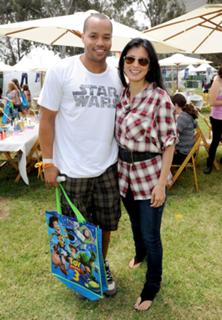 Kelly Hu feet photo thumbnail